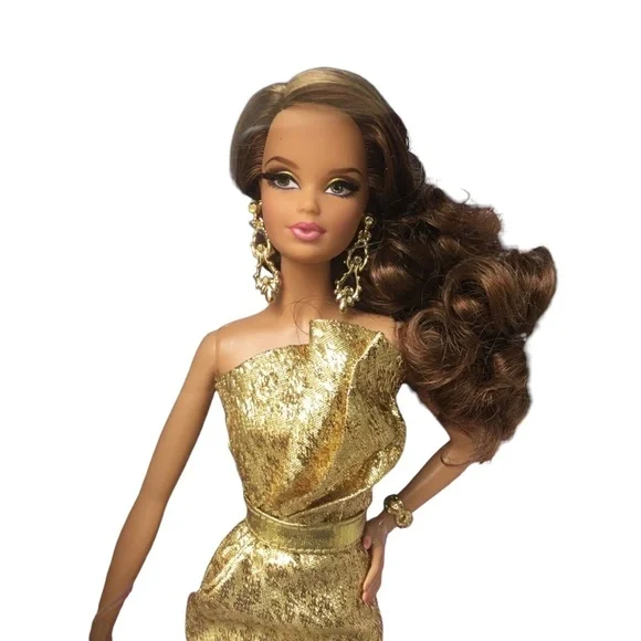 NIB GORGEOUS BARBIE LOOK CITY SHINE BRUNETTE GOLD DRESS BLACK LABEL